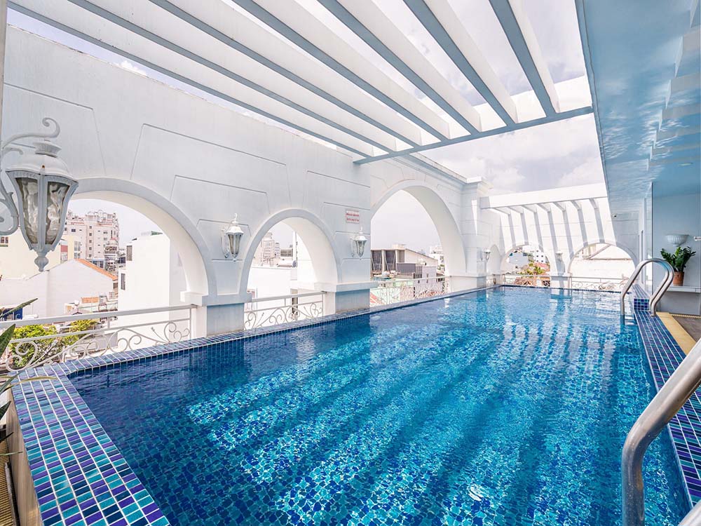 Elegant serviced apartment leasing in Phu Nhuan District Hoang Dieu Street
