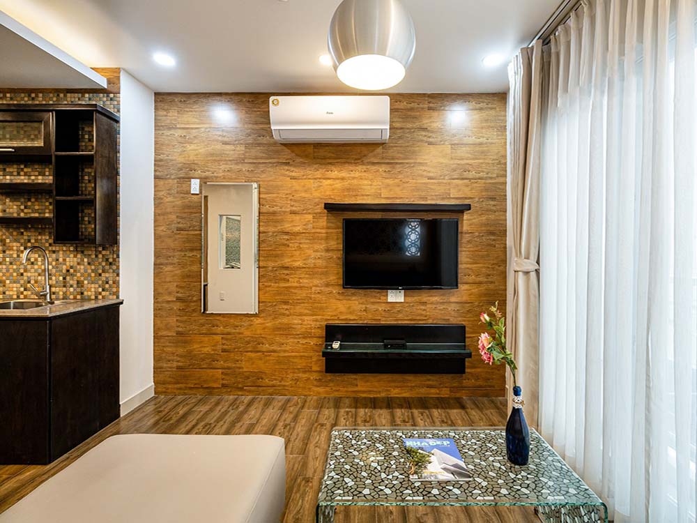 Elegant serviced apartment leasing in Phu Nhuan District Hoang Dieu Street