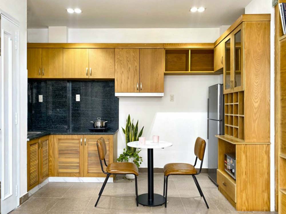 Nice serviced apartment for rent on Pham Viet Chanh Street District 1