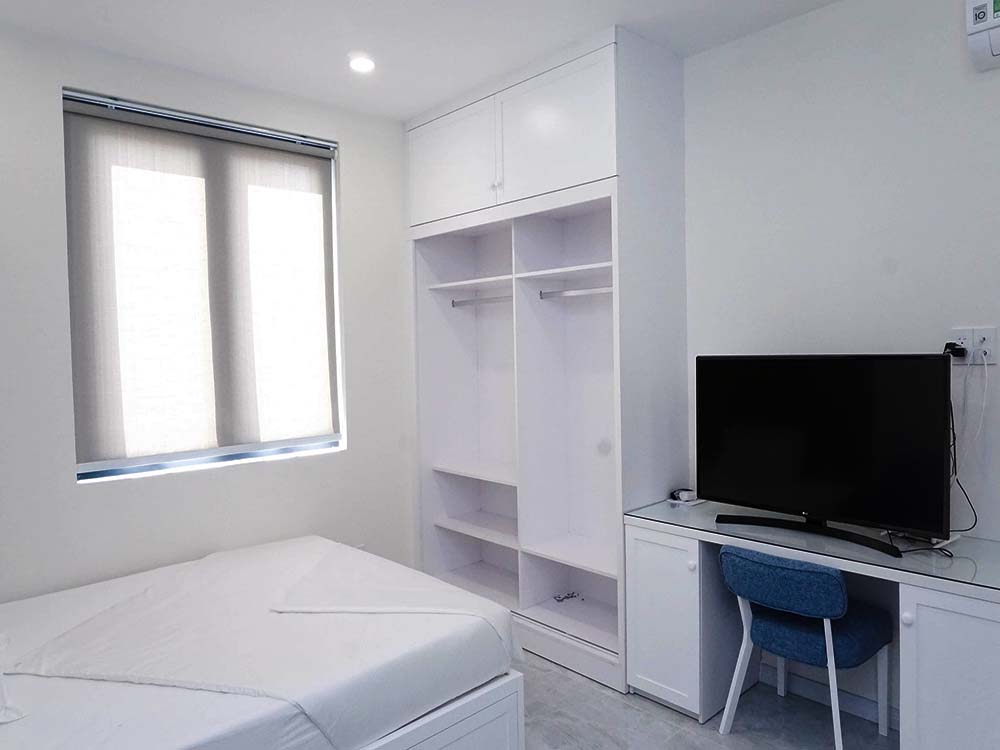 Studio serviced apartment renting in Phu Nhuan District, Tran Huu Trang Street