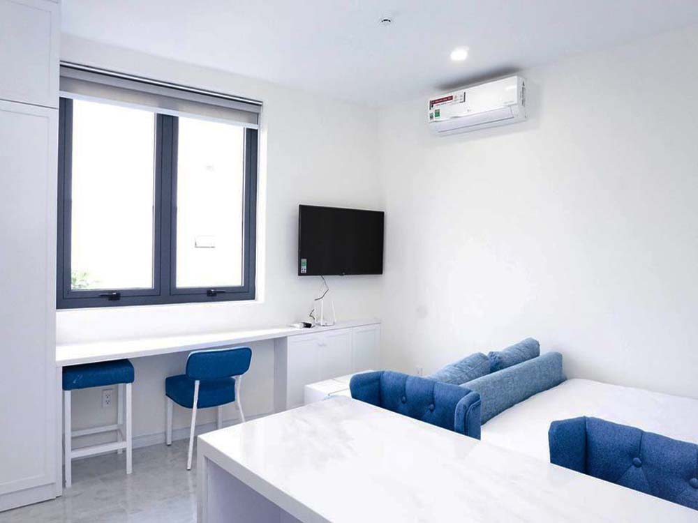 Studio serviced apartment renting in Phu Nhuan District, Tran Huu Trang Street