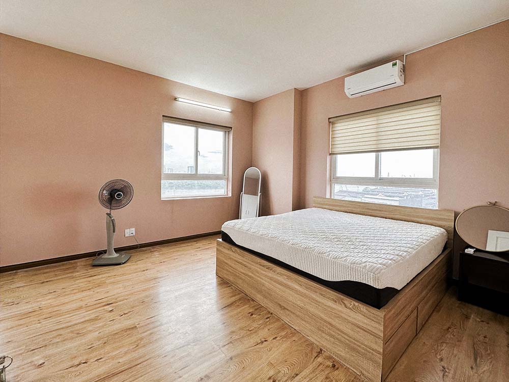 Spacious apartment for lease on Copac Square District 4 Saigon