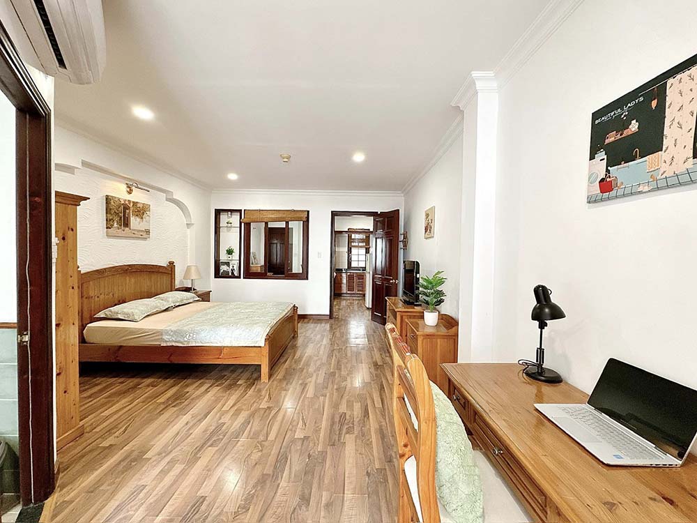 Rustic serviced apartment for lease in District 3, Huynh Tinh Cua Street, Ho Chi Minh City