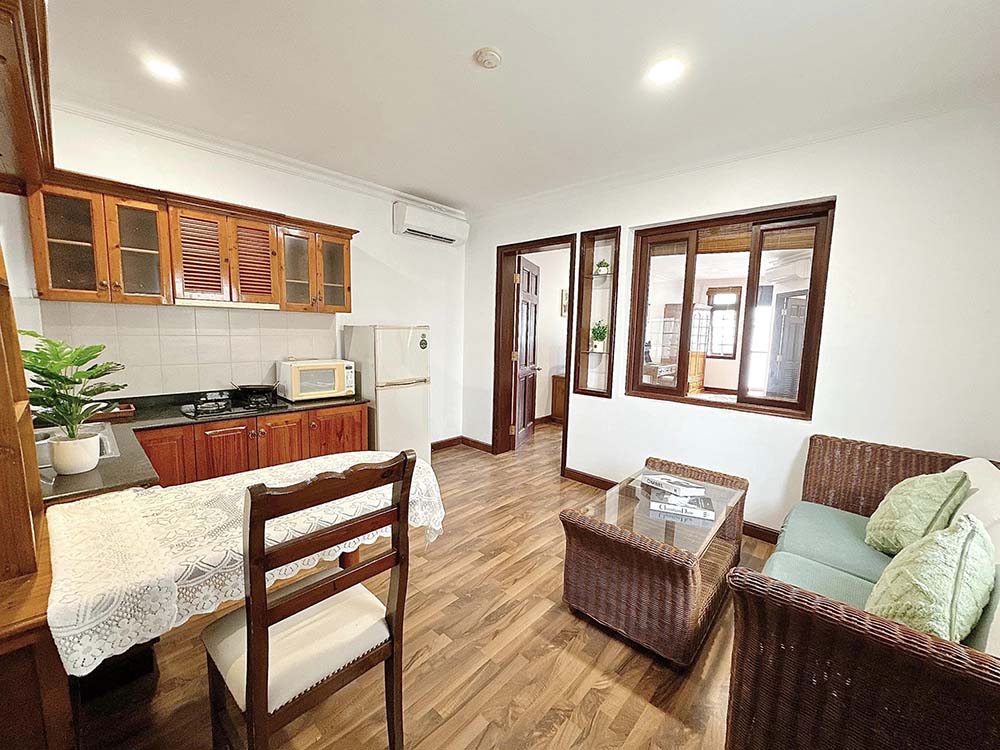 Rustic serviced apartment for lease in District 3, Huynh Tinh Cua Street, Ho Chi Minh City