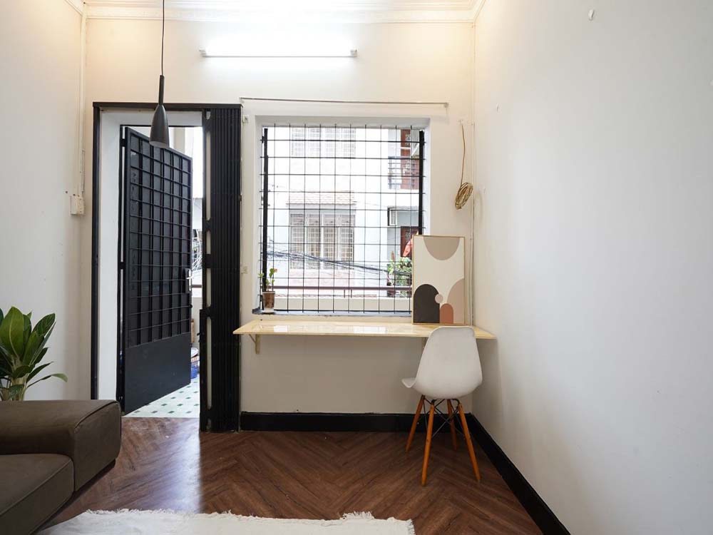 Windy apartment for rent in District 1 next to Ben Thanh Market