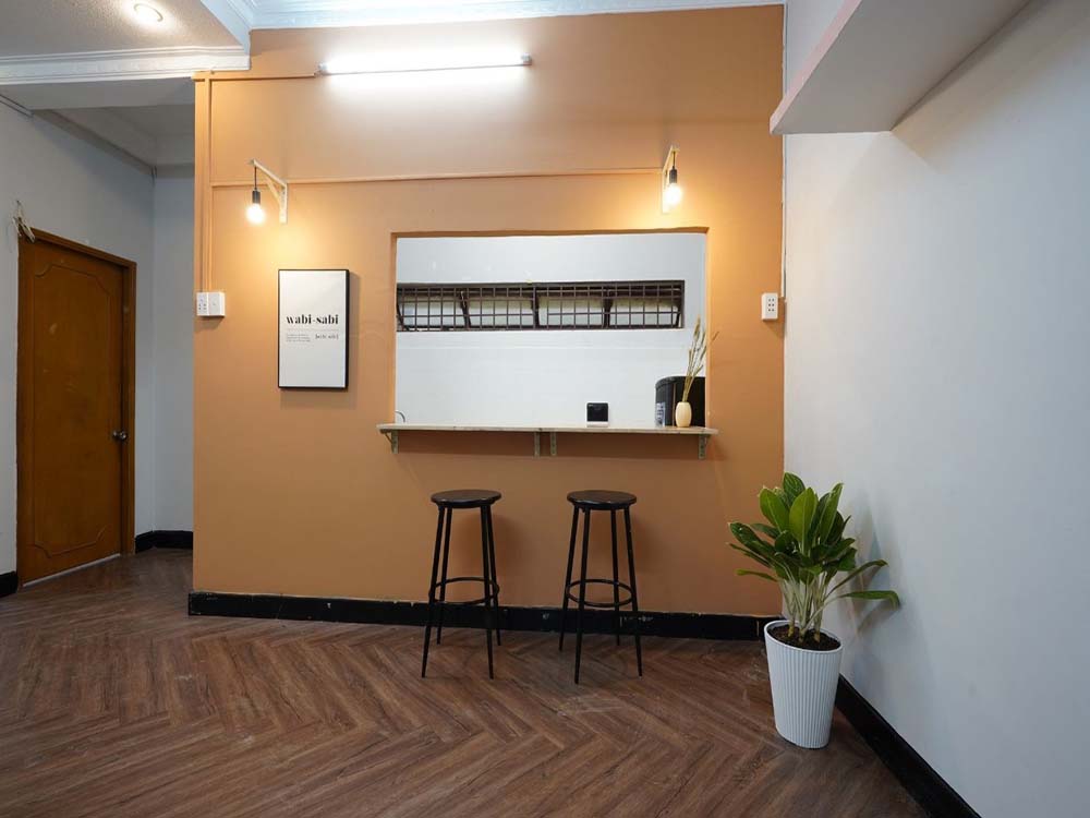 Windy apartment for rent in District 1 next to Ben Thanh Market