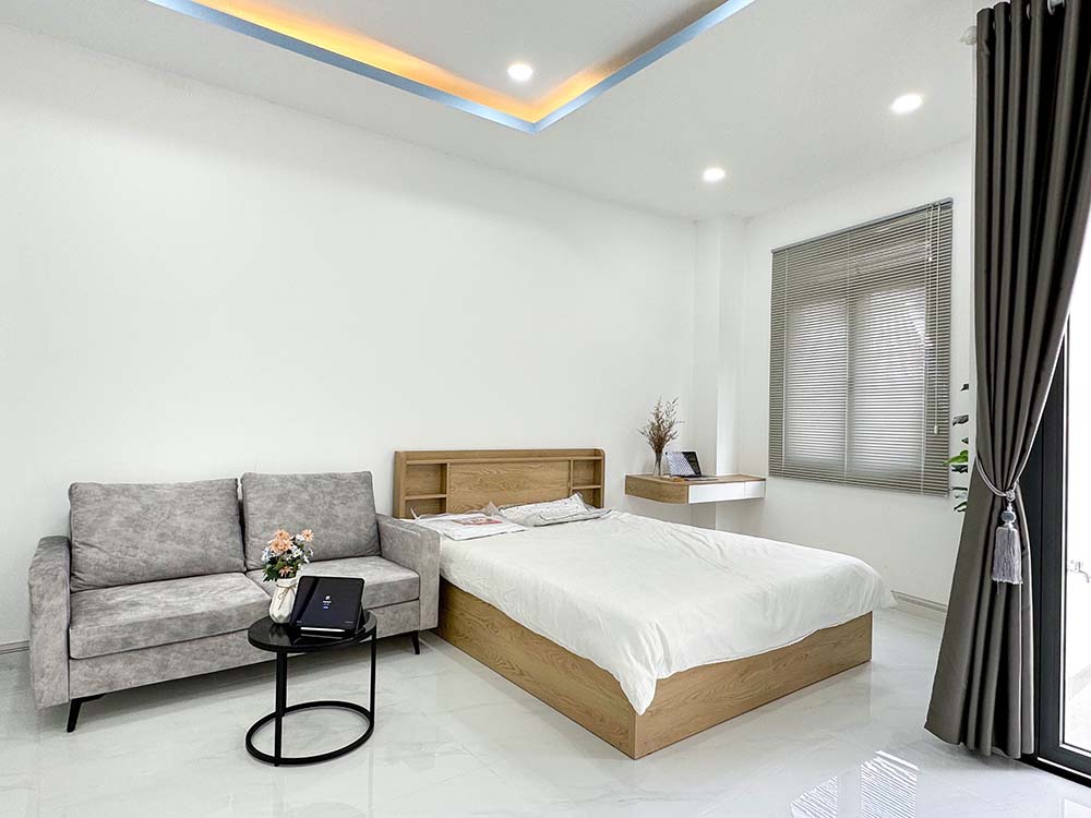 Nice serviced apartment for rent in District 10, Cach Mang Thang 8 Street.