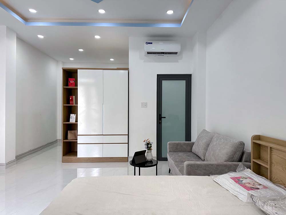 Nice serviced apartment for rent in District 10, Cach Mang Thang 8 Street.
