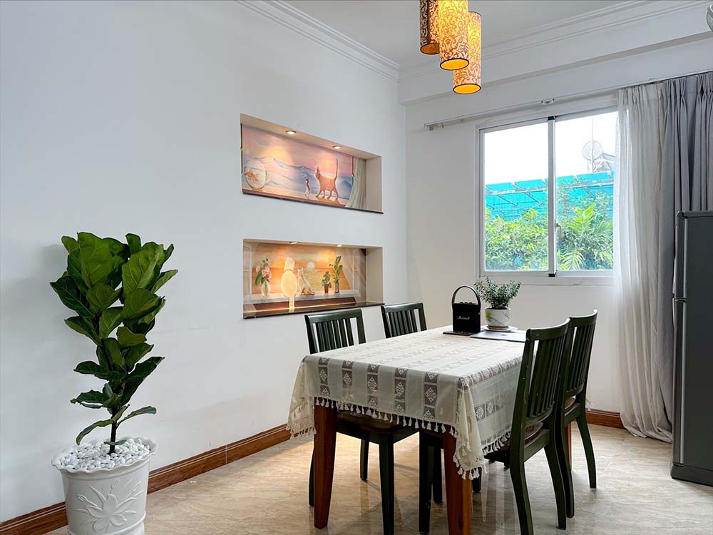 Two bedrooms serviced apartment for lease on Hai Ba Trung Street District 1