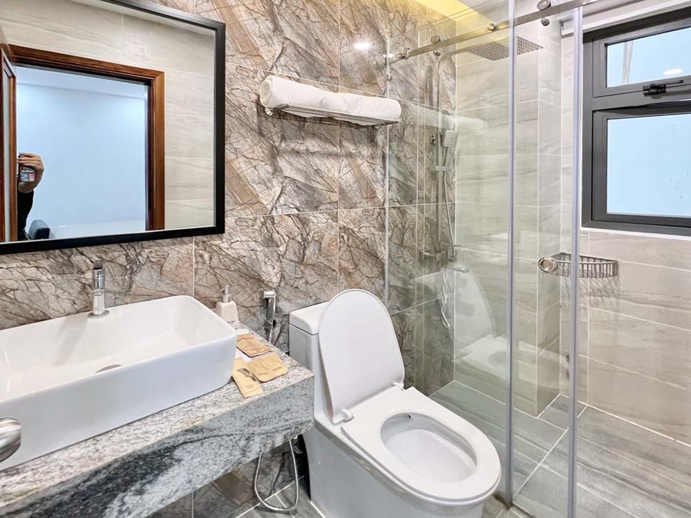 Riverside serviced apartment for lease in Phu Nhuan District HCM