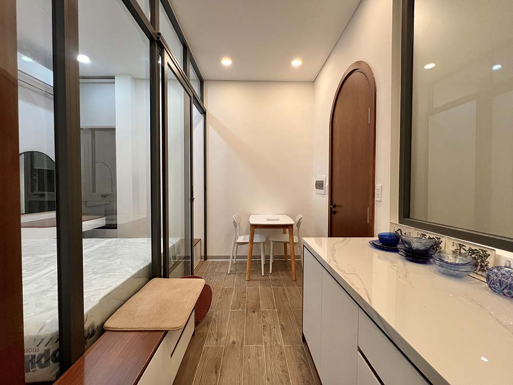 Nice studio serviced apartment for rent in Dakao Ward, Ly Van Phuc Street