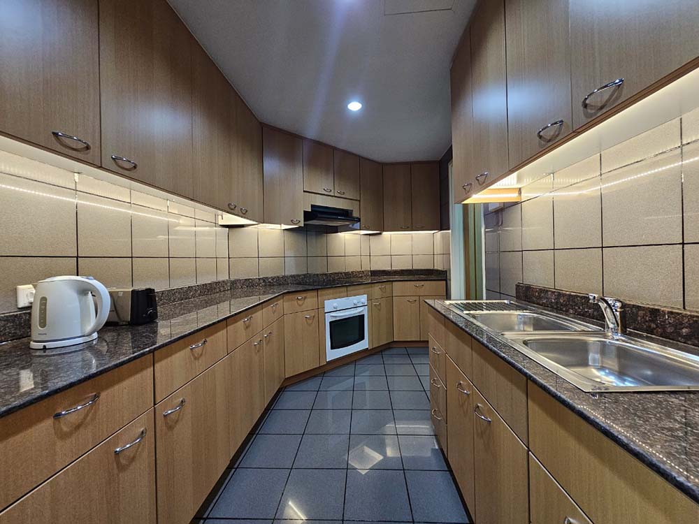 Excusive serviced apartment for rent in District 3, Saigon, Le Quy Don Street