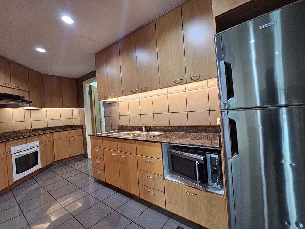 Excusive serviced apartment for rent in District 3, Saigon, Le Quy Don Street