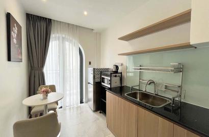 Modern style serviced apartment for lease on Nguyen Cuu Van Street, Binh Thanh Dist
