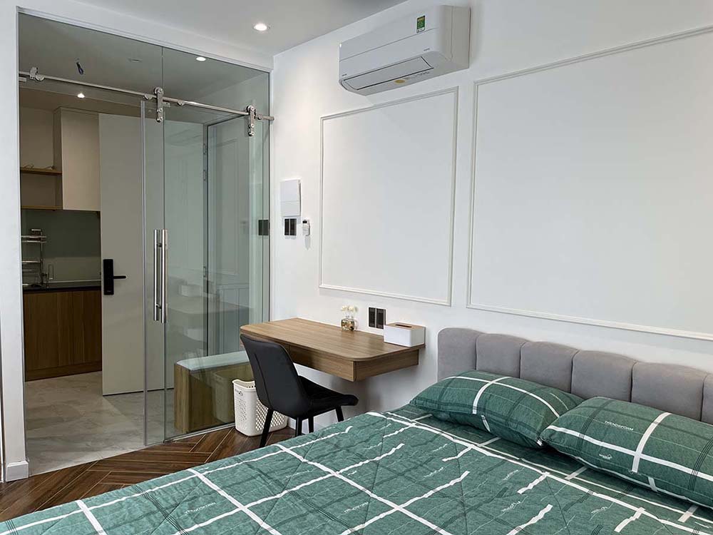 Modern style serviced apartment for lease on Nguyen Cuu Van Street, Binh Thanh Dist