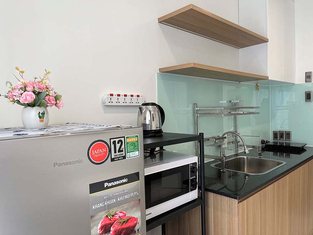 Modern style serviced apartment for lease on Nguyen Cuu Van Street, Binh Thanh Dist