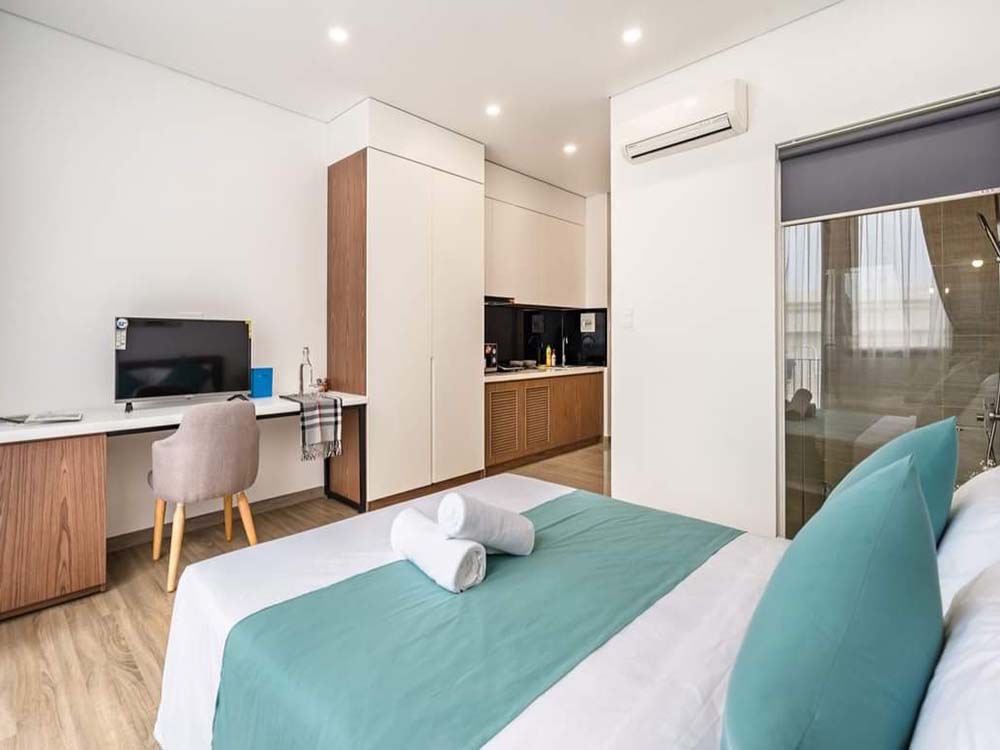 Studio serviced apartment for lease on Nguyen Trai Street, District 1