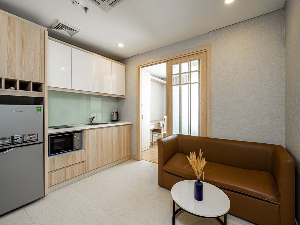 One bedroom serviced apartment renting on Tran Khanh Du Street, Tan Dinh Ward, District 1