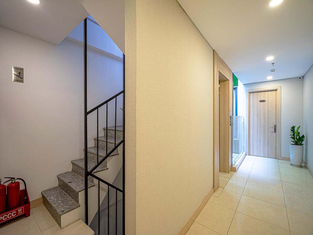 One bedroom serviced apartment renting on Tran Khanh Du Street, Tan Dinh Ward, District 1