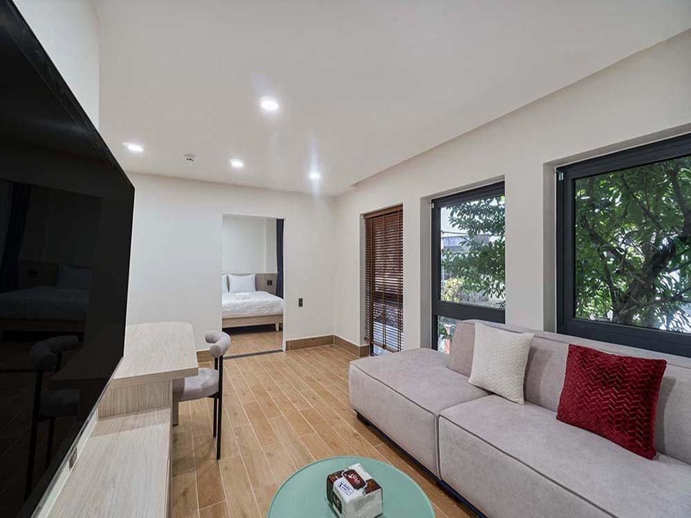 One bedroom serviced apartment for rent on Nguyen Cuu Van Street, Binh Thanh