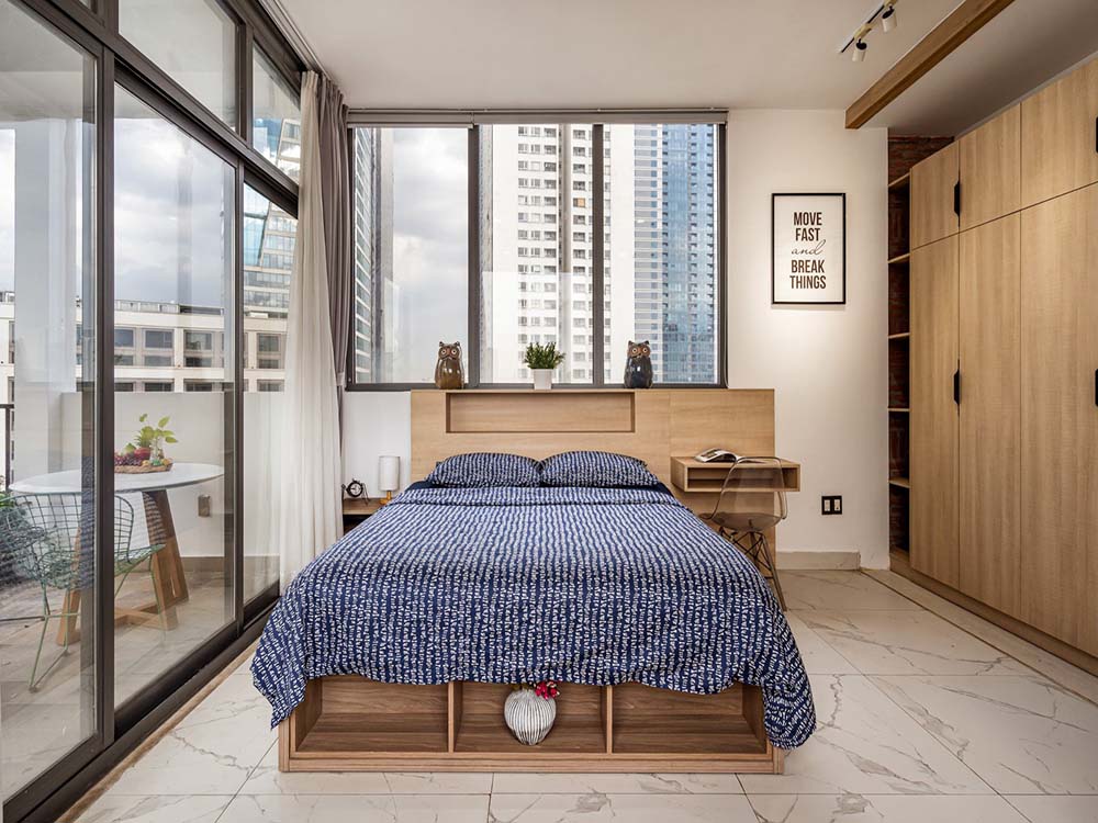 Bright-light penthouse serviced apartment for rent in Binh Thanh District Saigon