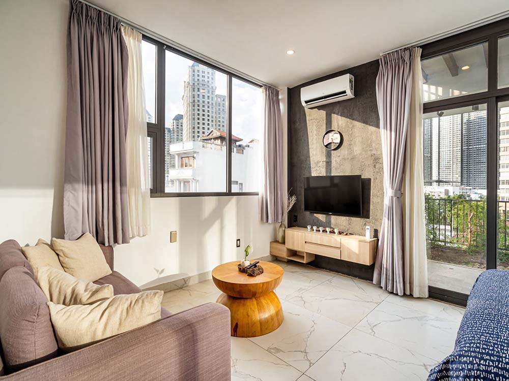 Bright-light penthouse serviced apartment for rent in Binh Thanh District Saigon
