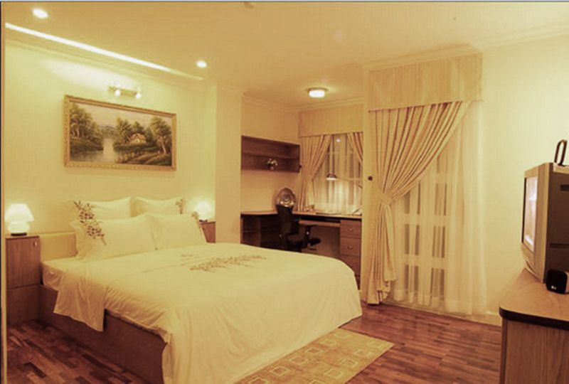 Serviced apartment for rent on Hoang Van Thu street Tan Binh District