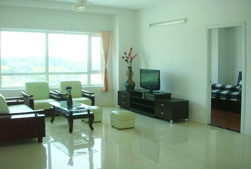 Apartment for rent on Hoang Minh Giam street Phu Nhuan district 