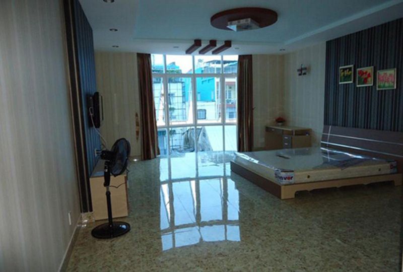 Nice house for rent on Le Thi Rieng street Ben Thanh Ward District 1 - Rental  : 3500USD
