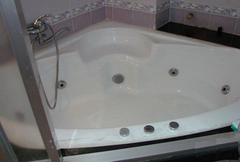 Nice House for rent on Ba Thang Hai street District 10 - Rental : 1200USD