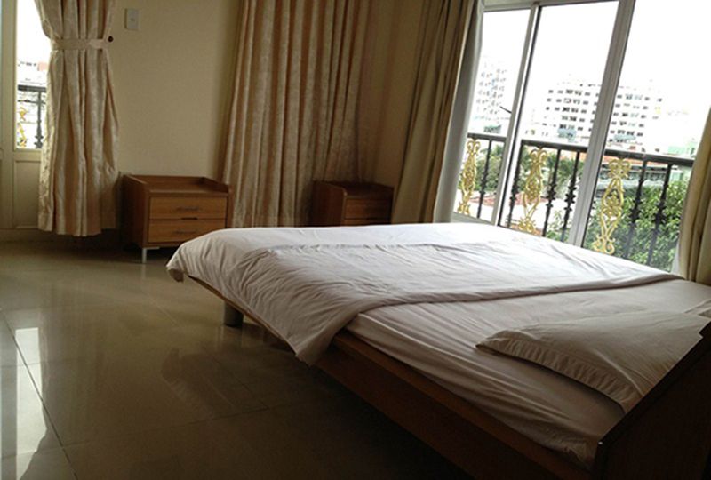 Serviced apartment for rent on Le Van Sy street Phu Nhuan District - Rental : 550USD