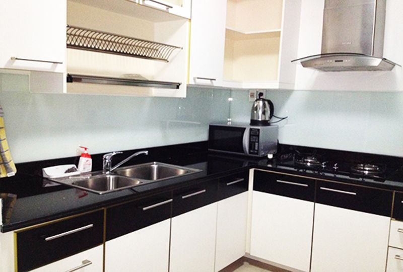 Apartment for rent on Hoang Minh Giam street Phu Nhuan District Saigon