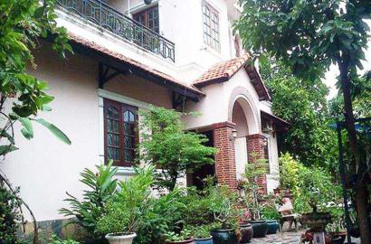 Villa for rent on Street 20 Ward 6 Go Vap District - Rental : 1500USD
