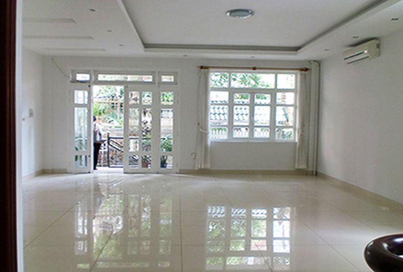 New Villa for rent on Tran Quoc Toan street Ward 7 District 3 - Rental : 4000USD