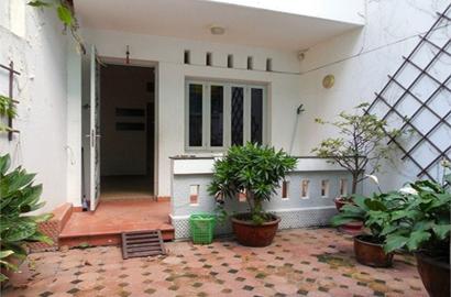 Nice House for rent on Tran Van Dang street District 3 - Rental : 700USD