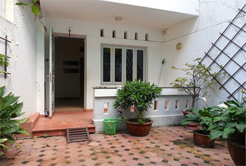 Nice House for rent on Tran Van Dang street District 3 - Rental : 700USD
