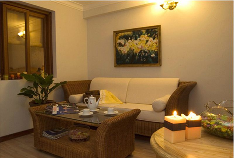 Nice serviced apartment for rent on Huynh Tinh Cua street District 3 - Saigon