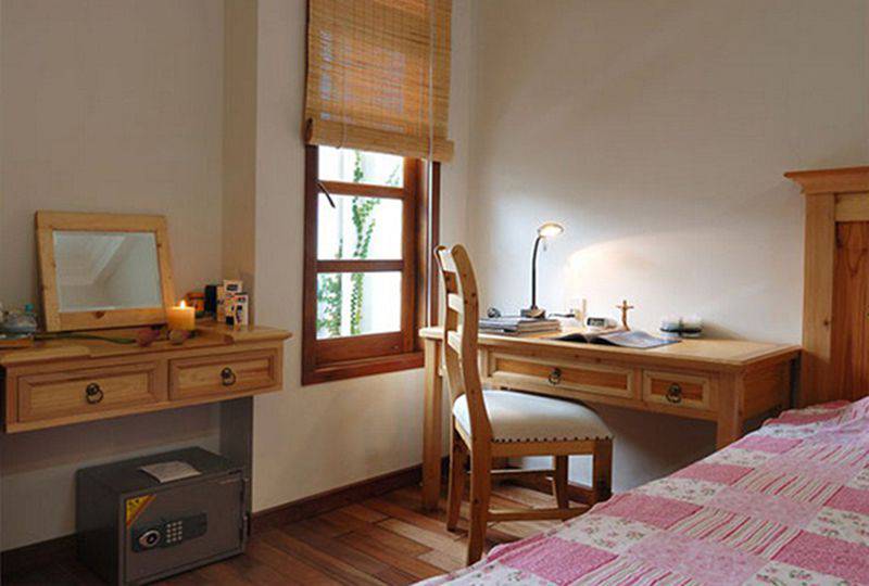Brand new serviced apartment for rent in quiet area Phu Nhuan district