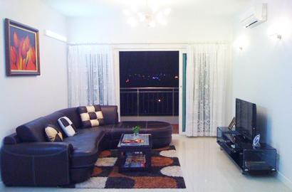 Apartment for rent in Phu Nhuan Tower Phu Nhuan District - Rental $1100