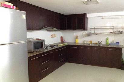 Nice house for rent on Tran Dinh Xu street District 1 - Rental : 1500USD