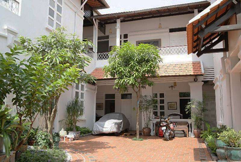 Luxury villa for rent on Pham Ngoc Thach street District 3 : 8000USD