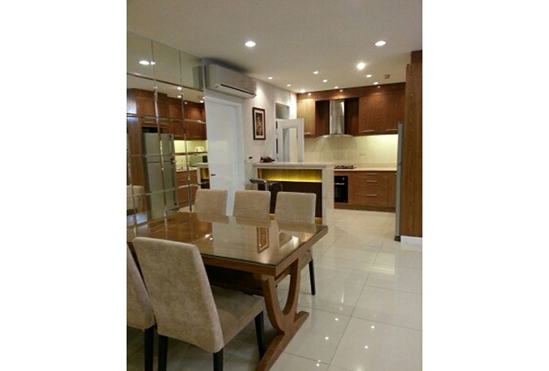 Luxury apartment for rent on Flemington Resident District 11 - Rental : 1200USD