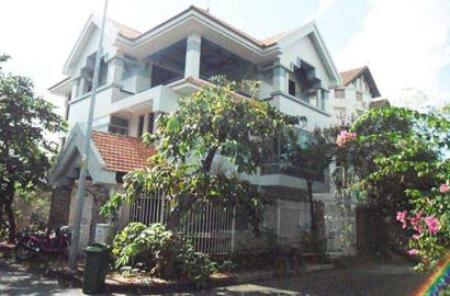 Villa for rent on Nguyen Van Huong street Thao Dien District 2 - Rental : 2000USD