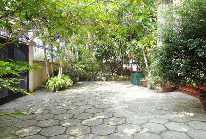Villa for rent on Tran Nao street District 2 - Rental $1600