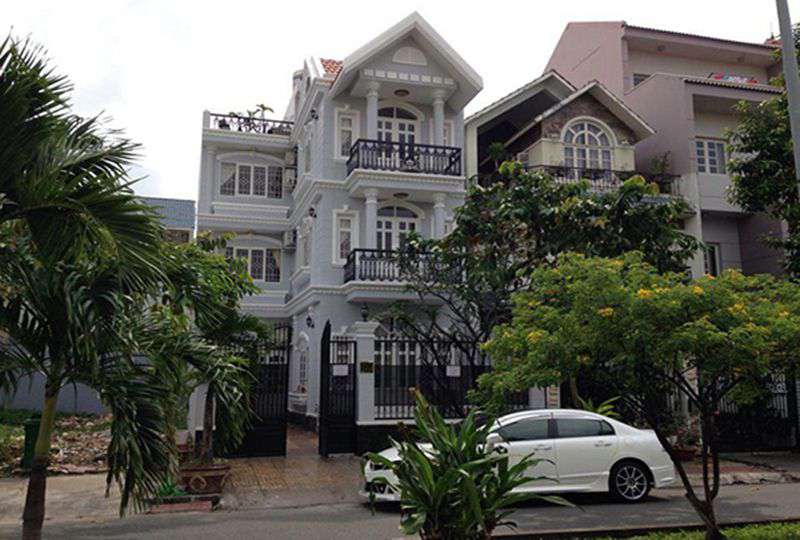 Nice villa on Fideco compound Thao Dien  District 2 - Rental : 1500USD