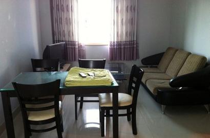 Nice serviced Apartment for rent on Pham Viet Chanh street Binh Thanh District  - Rental : 600USD.