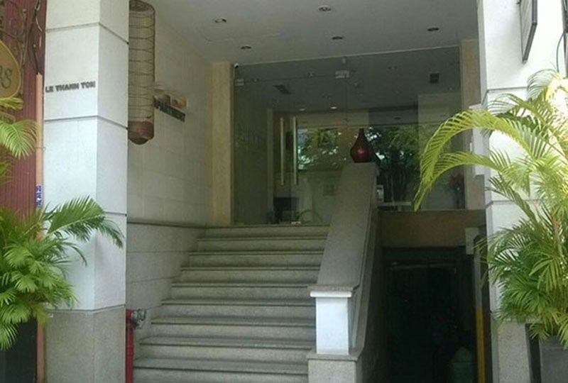 Nice Serviced apartment for rent on Le Thanh Ton street district 1