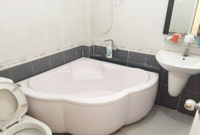 Nice house for rent on Thich Quang Duc street  Phu Nhuan district