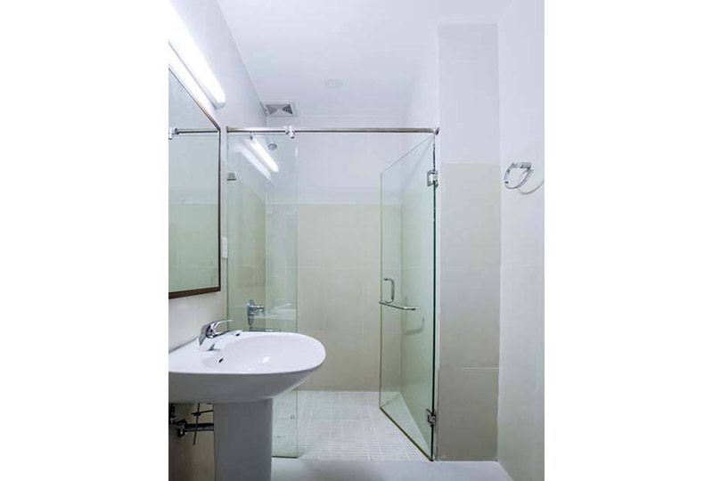 Elegant Serviced apartment on Vo Van Tan street District 3 for rent - Rental : 1900USD