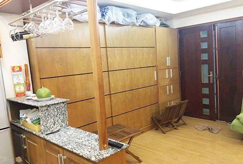 Local Apartment on Tran Nhat Duat street Tan Dinh ward district 1 for rent - Rental : 550USD